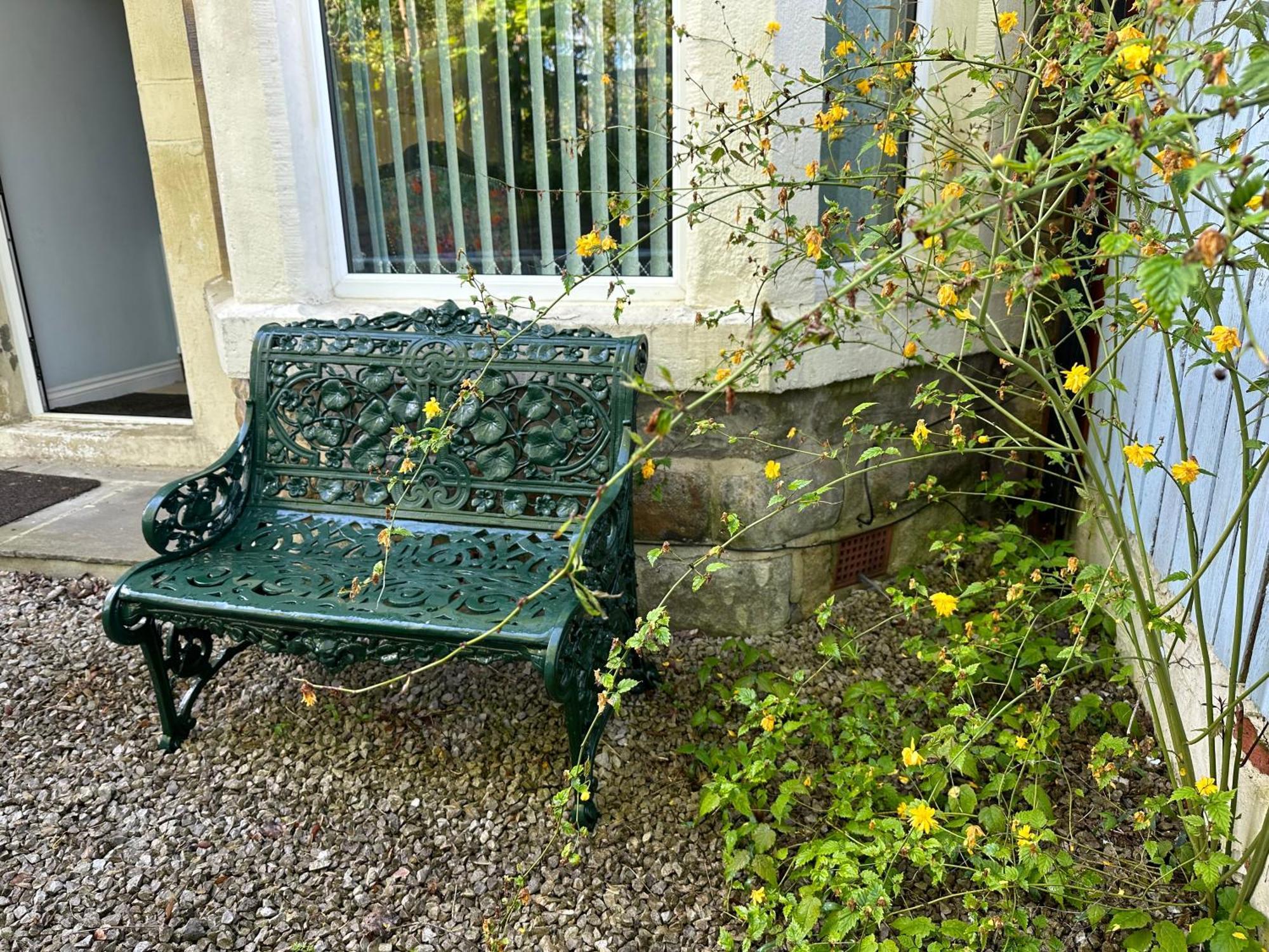 Artists' Cottages Harrogate Exterior photo